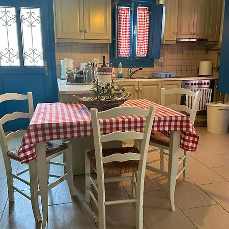 Blue Meadow Villa Livadi  Luaran gambar