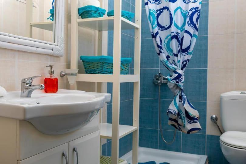 Blue Meadow Villa Livadi  Luaran gambar