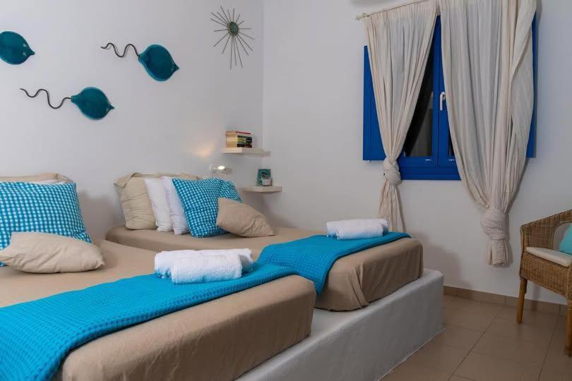 Blue Meadow Villa Livadi  Luaran gambar